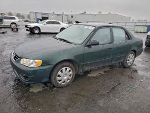 Toyota Corolla CE 1.8L 4 2002