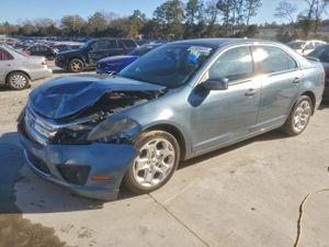 Ford Fusion SE 2.5L 4 2011