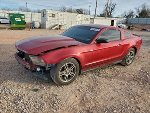 Ford Mustang 3.7L 6 2012