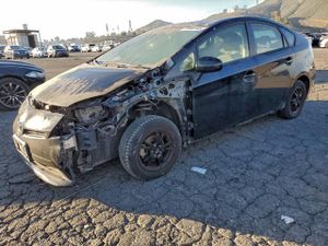 Toyota Prius 1.8L 4 2015