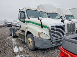 Freightliner Cascadia 14.9L 6 2013