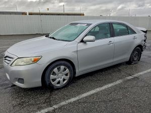 Toyota Camry BASE 2.5L 4 2011