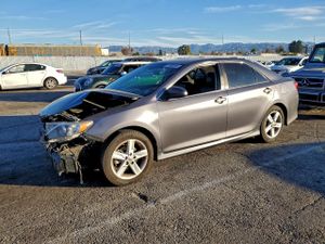 Toyota Camry L 2.5L 4 2014