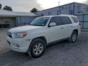 Toyota 4Runner SR5 4.0L 6 2011