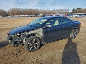 Volvo C70 T5 2.5L 5 2012