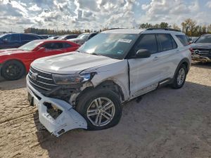 Ford Explorer XLT 2.3L 4 2021
