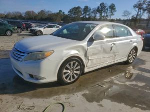 Toyota Avalon BASE 3.5L 6 2011