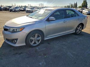 Toyota Camry BASE 2.5L 4 2012
