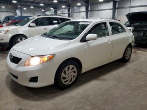 Toyota Corolla BASE 1.8L 4 2010