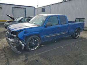 Chevrolet Silverado 1500 C1500 4.8L 8 2003