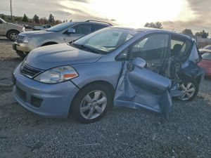 Nissan Versa S 1.8L 4 2011