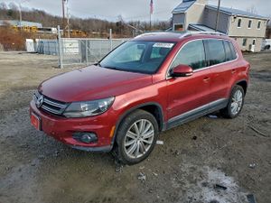 Volkswagen Tiguan S 2.0L 4 2013