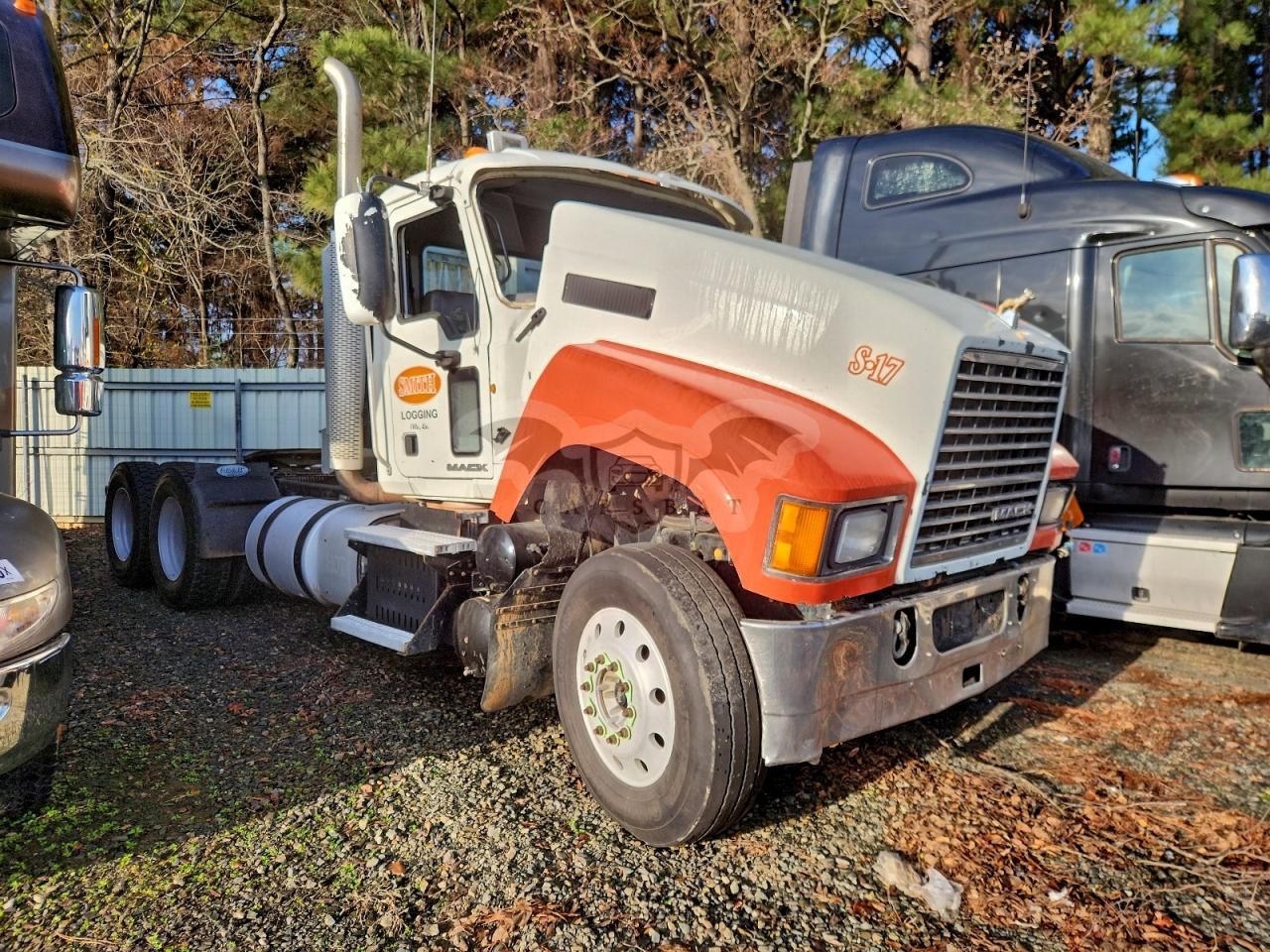 Mack 600 CHU600 12.7L 6 2014