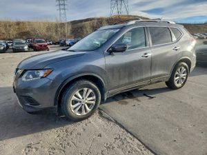 Nissan Rogue S 2.5L 4 2015