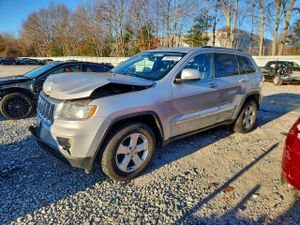 Jeep Grand Cherokee LAREDO 3.6L 6 2011