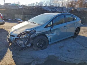 Toyota Prius 1.8L 4 2013