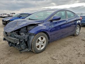Hyundai Elantra SE 1.8L 4 2014