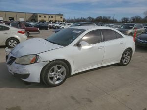 Pontiac G6 2.4L 4 2010