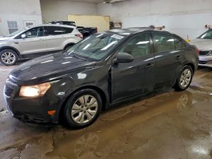 Chevrolet Cruze LS 1.8L 4 2014