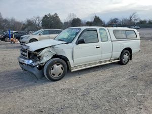 Toyota Tacoma XTRACAB 2.4L 4 1998