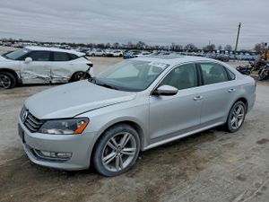 Volkswagen Passat SEL 2.0L 4 2012
