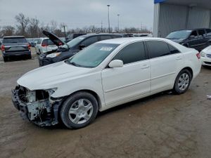 Toyota Camry BASE 2.5L 4 2011