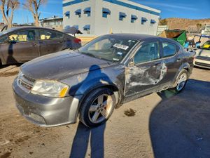 Dodge Avenger SE 2.4L 4 2013