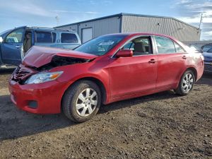 Toyota Camry BASE 2.5L 4 2011