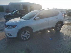Nissan Rogue S 2.5L 4 2015