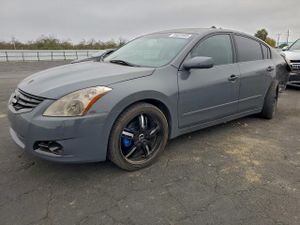 Nissan Altima BASE 2.5L 4 2012