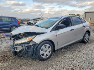 Ford Focus S 2.0L 4 2017