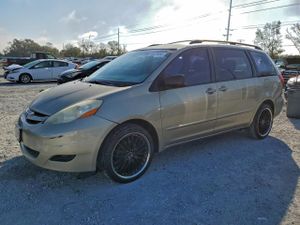 Toyota Sienna CE 3.3L 6 2006
