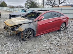 Hyundai Sonata SE 2.4L 4 2014