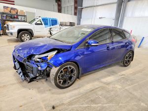 Ford Focus SE 2.0L 4 2014