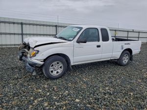 Toyota Tacoma XTRACAB 2.4L 4 2002