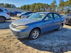 Toyota Camry LE 3.0L 6 2004