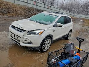 Ford Escape TITANIUM 2.0L 4 2013