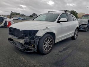 Audi Q5 PREMIUM PLUS 2.0L 4 2012