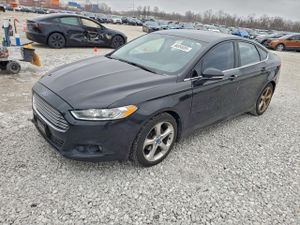 Ford Fusion SE 2.0L 4 2013