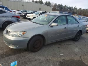 Toyota Camry LE 2.4L 4 2005
