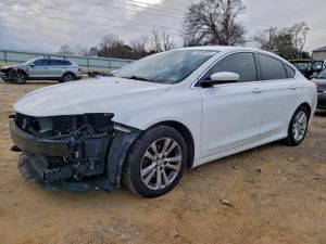 Chrysler 200 LIMITED 2.4L 4 2015