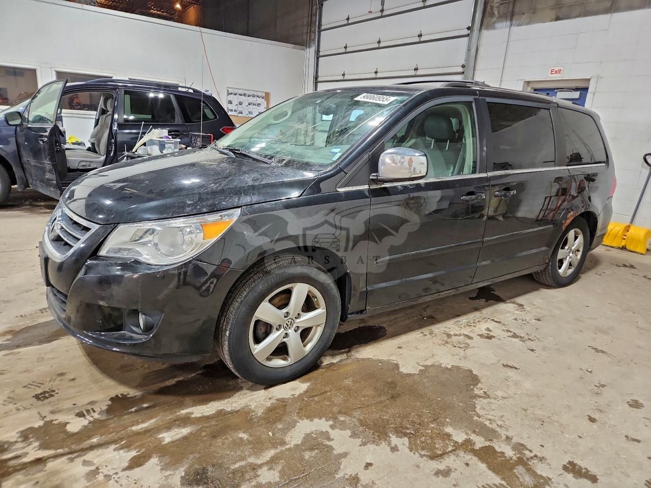 Volkswagen Routan SEL PREMIUM 4.0L 6 2009