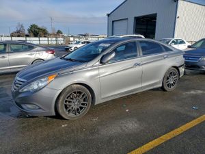 Hyundai Sonata SE 2.0L 4 2013