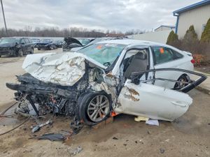 Hyundai Sonata SE 2.4L 4 2015