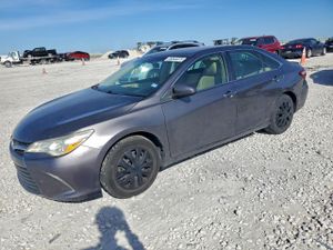 Toyota Camry LE 2.5L 4 2015