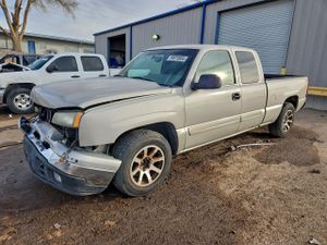 Chevrolet Silverado 1500 C1500 4.8L 8 2006