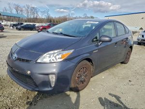 Toyota Prius 1.8L 4 2014