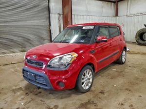 Kia Soul + 2.0L 4 2013