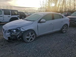 Volvo S60 T5 2.4L 5 2012