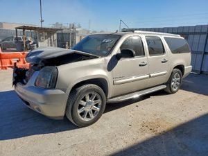 GMC Yukon DENALI 6.2L 8 2008